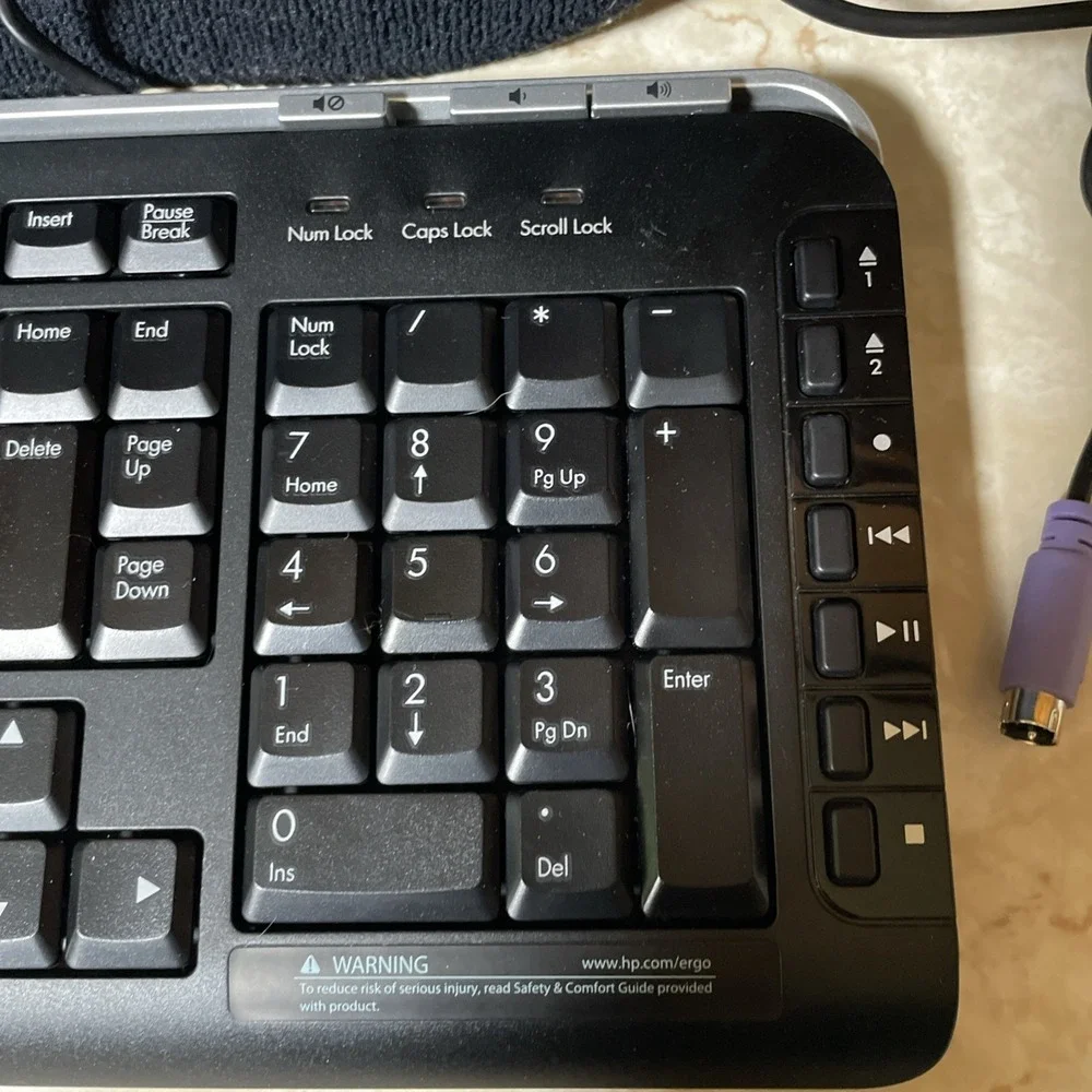 USED HP KB-0630 5188-6077 Multi-Media Keyboard PS/2 Connection‎ - Untested